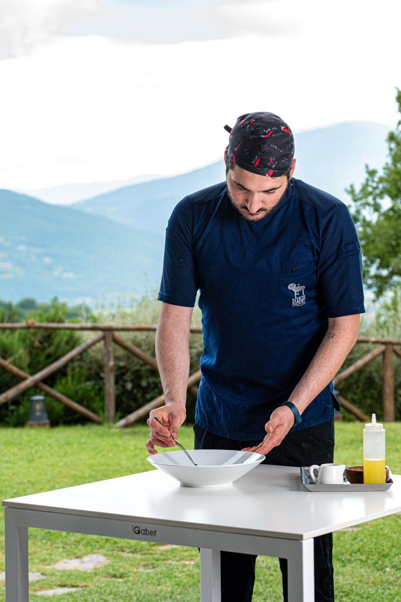 Nikis Resort Gubbio Eksteriør billede